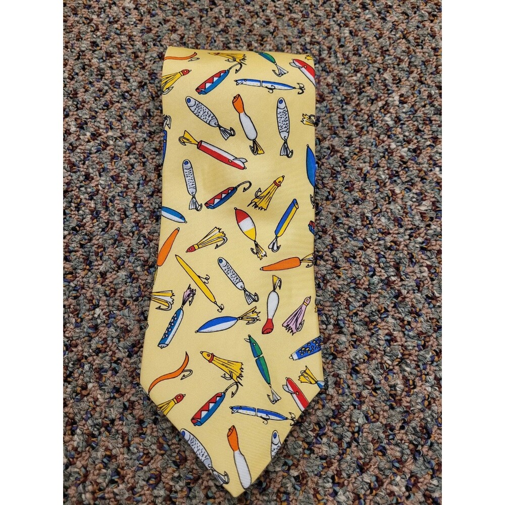 Pour L'Homme Silk Tie – Fishing Hooks Pattern – Men’s Novelty Neck Tie